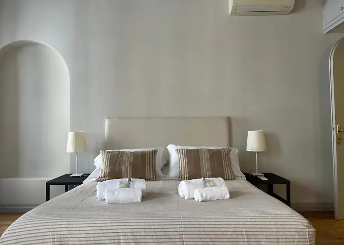 My Spanish Steps - 2 Bathrooms Апартаменты